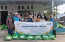 Masyarakat Ende penerima bantuan dari PLN gandeng Yayasan Baitul Maal/Foto : Humas PLN